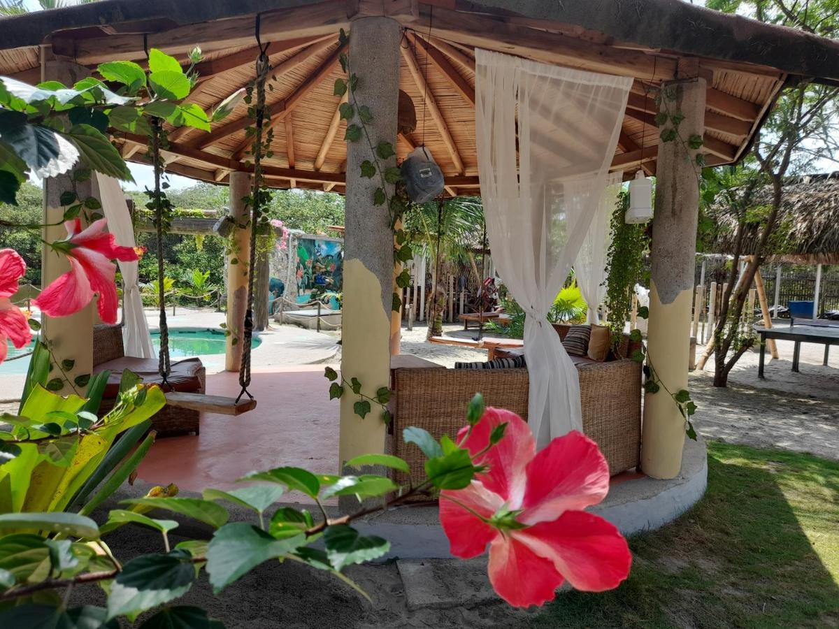 Hotel Bambu Canoa Exteriör bild